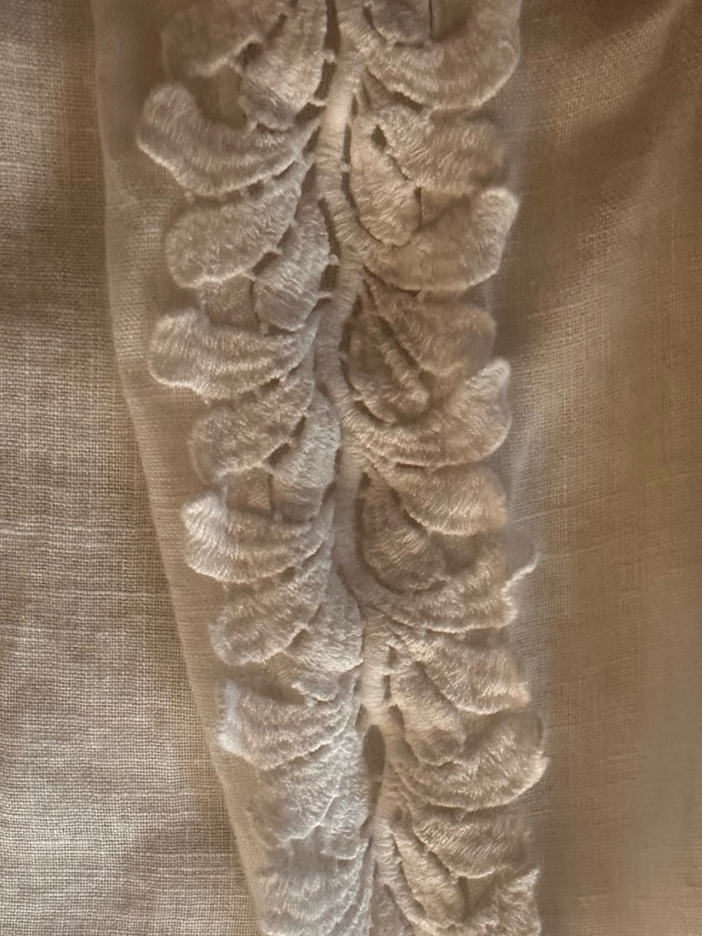 Lilly Pulitzer White 100% Linen Sea View Button Down Shirt Crochet Lace Sleeve - Picture 6 of 9